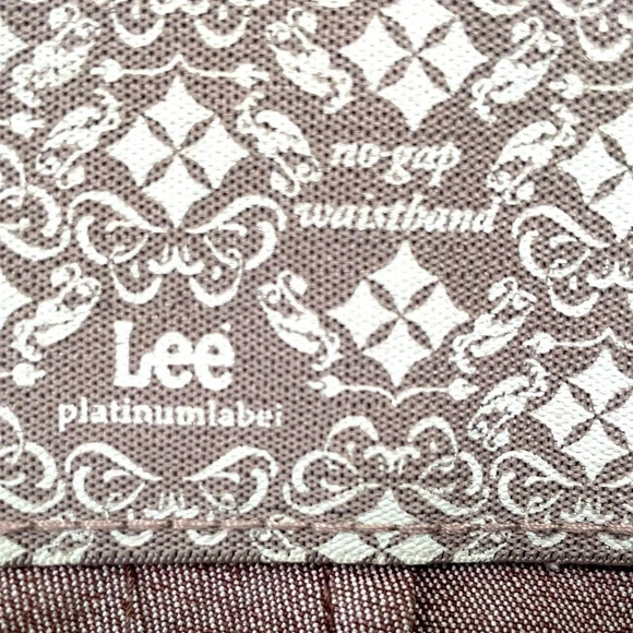 LEE Platinum Label no gap waistband 8 short brown jeans. Covered buttons & zip. - Picture 2 of 6